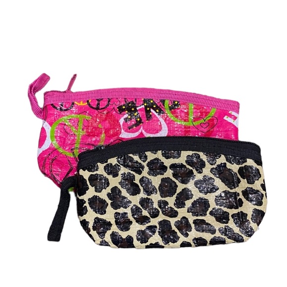 Travel Makeup Toiletry Bag Bundle Recycled Material Eco-friendly Peace & Cheetah - Picture 1 of 7